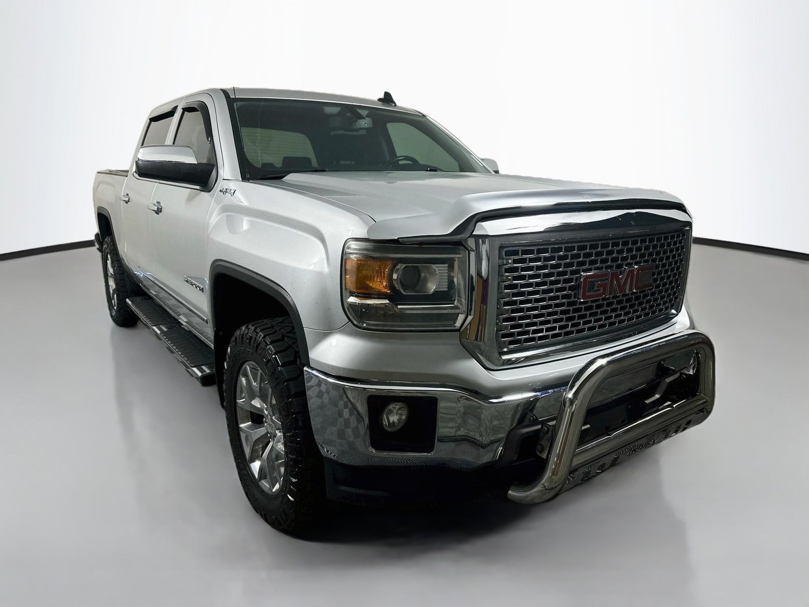 Used 2015 GMC Sierra 1500 SLT w/ SLT Crew Cab Value Package AWD/4WD image 1
