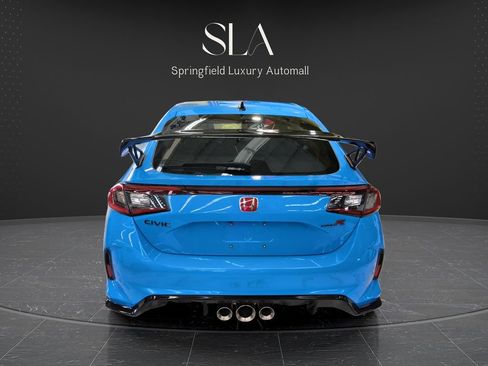 Used 2025 Honda Civic Type R image 5
