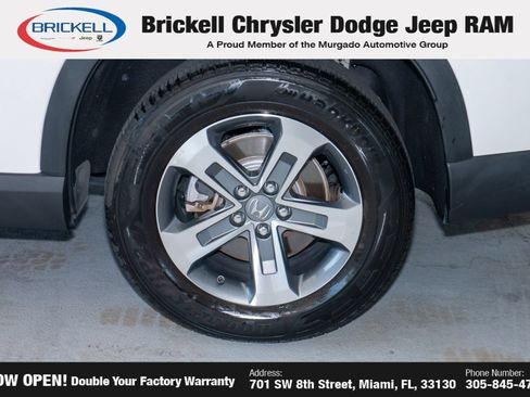 Used 2025 Honda Pilot EX-L image 36