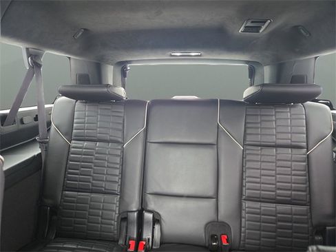 Used 2023 Cadillac Escalade ESV Sport Platinum w/ LPO, ONYX Package image 37