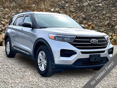Used 2022 Ford Explorer XLT AWD/4WD image 10