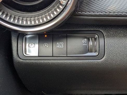 Used 2025 Chevrolet Equinox LT FWD image 21