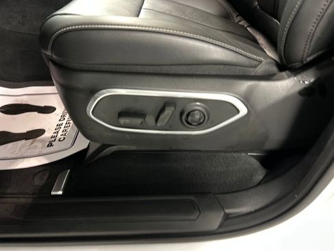 New 2026 Jeep Grand Wagoneer 4WD image 11