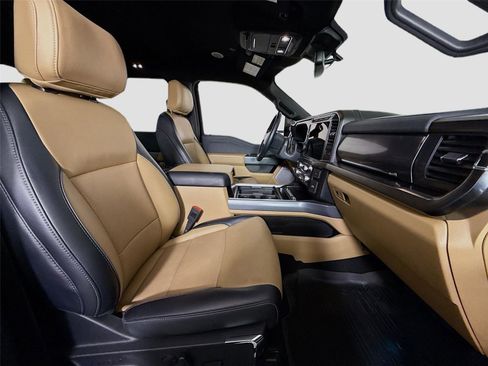 Used 2024 Ford F350 Lariat w/ Lariat Ultimate Package image 22