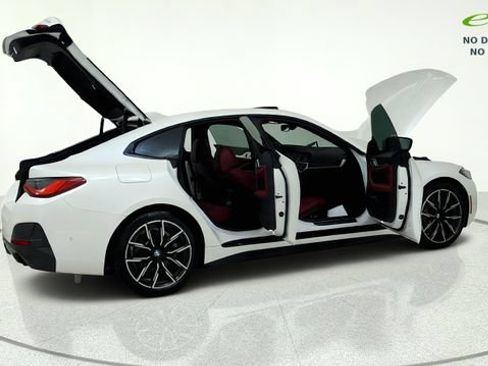 Used 2023 BMW 430i Gran Coupe xDrive w/ M Sport Package AWD/4WD image 15