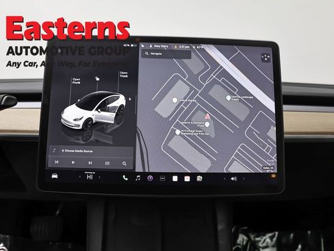 Used 2023 Tesla Model 3 Standard Range image 12