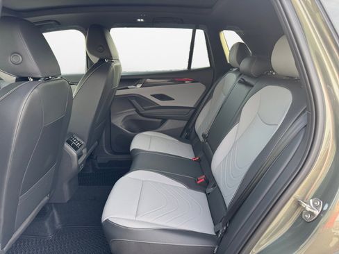 New 2026 Volkswagen Tiguan SE R-Line AWD/4WD image 13