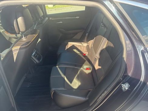 Used 2014 Chevrolet Impala LT w/ Premium Seating Package FWD image 11