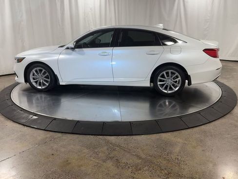 Used 2022 Honda Accord LX image 8