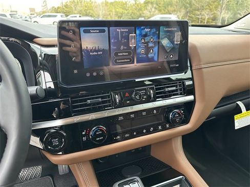 New 2026 Nissan Pathfinder Platinum image 23