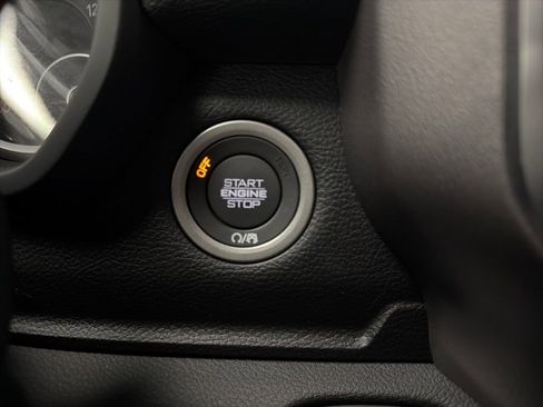 New 2026 RAM 2500 Big Horn AWD/4WD image 23
