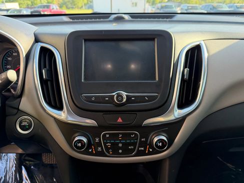 Used 2018 Chevrolet Equinox LT image 28