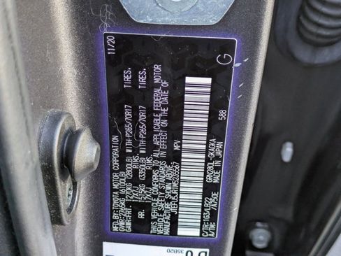 Certified 2021 Toyota 4Runner SR5 Premium image 24