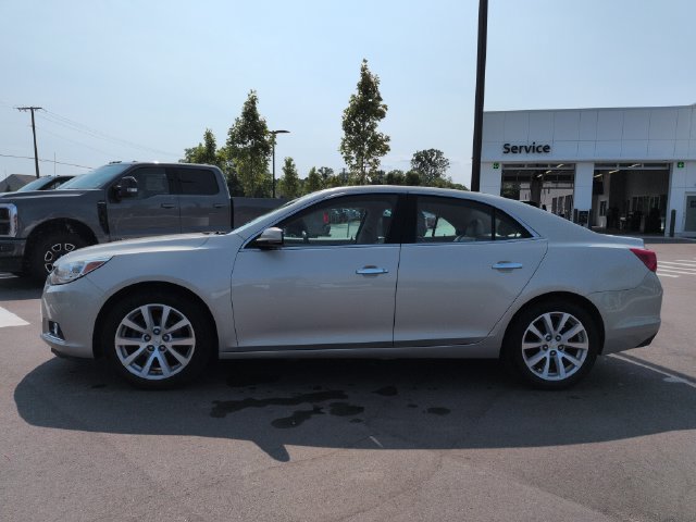 Used 2014 Chevrolet Malibu LTZ FWD image 2