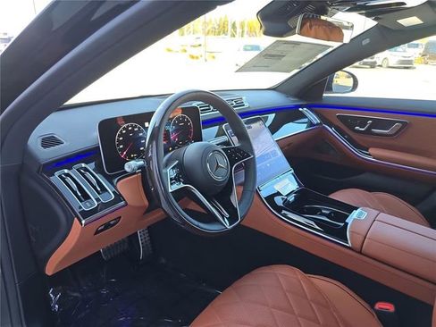 New 2026 Mercedes-Benz S 580 4MATIC Sedan image 23