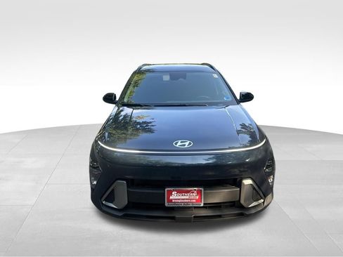 Used 2026 Hyundai Kona SEL Sport FWD image 9