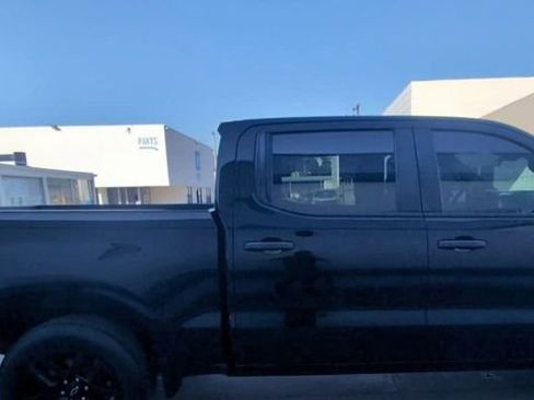 Certified 2023 Chevrolet Silverado 1500 Custom RWD image 9