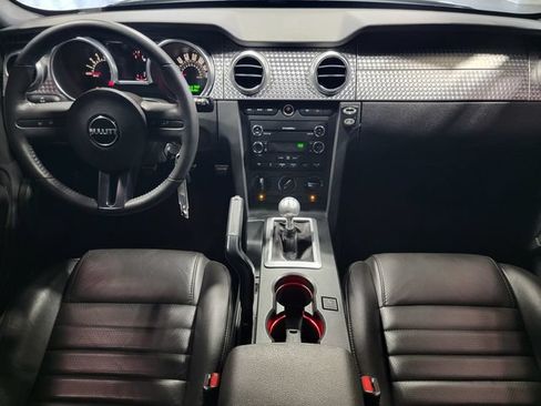 Used 2009 Ford Mustang GT RWD image 17