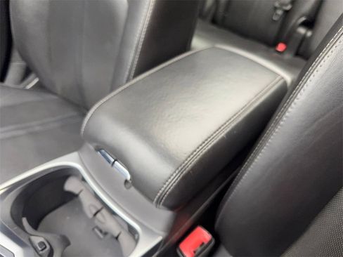 Used 2015 Cadillac SRX Luxury w/ Driver Awareness Package image 68