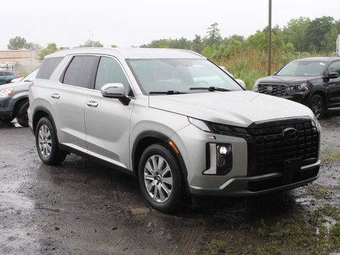 Used 2024 Hyundai Palisade SEL AWD/4WD image 3