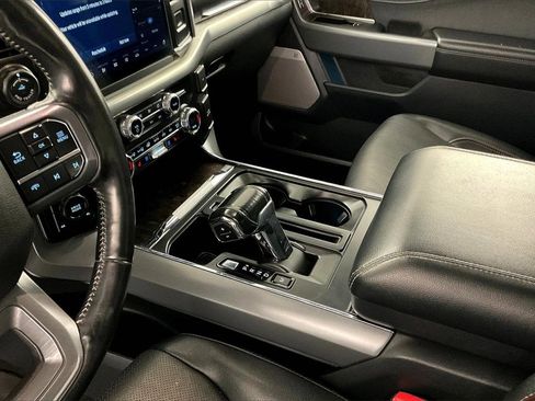 Used 2021 Ford F150 Lariat image 18