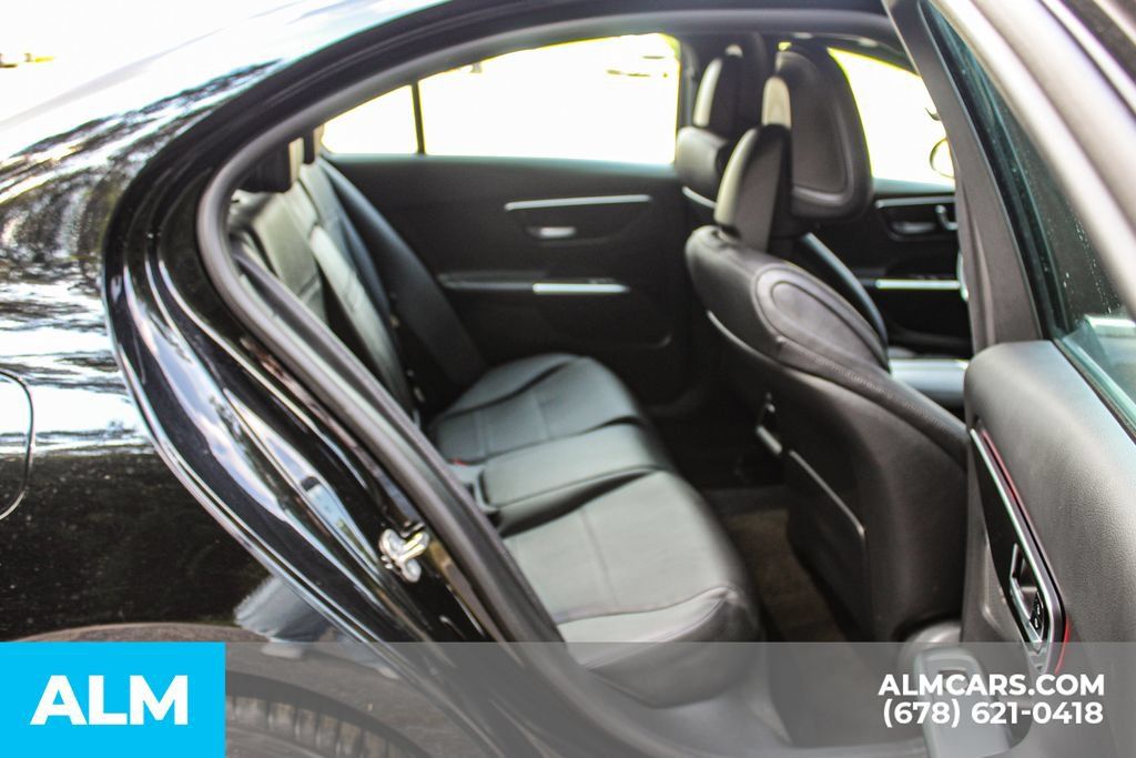 Used 2024 Mercedes-Benz C 300 Sedan image 17