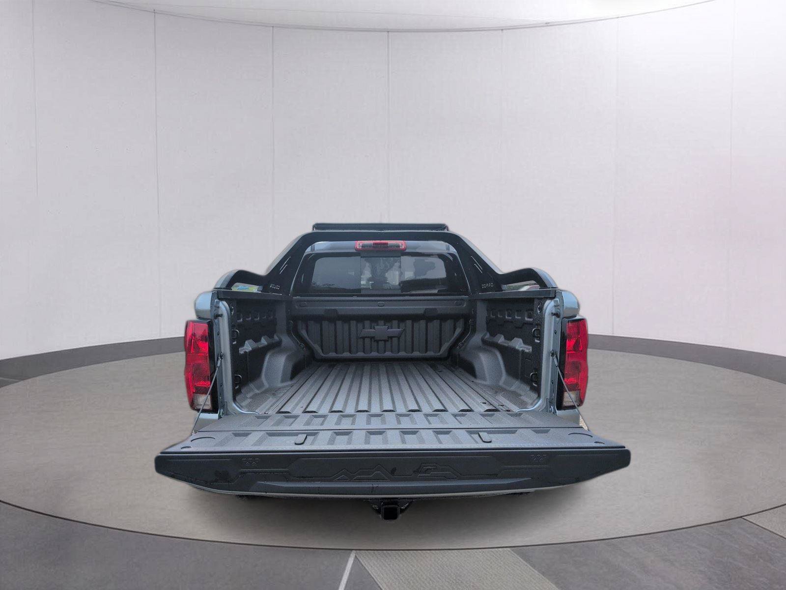 New 2026 Chevrolet Colorado Trail Boss w/ Midnight Edition AWD/4WD image 5