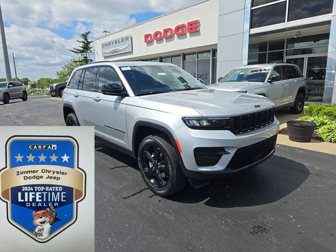 New 2025 Jeep Grand Cherokee Altitude image 1