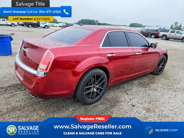 Used 2012 Chrysler 300 Limited w/ Luxury Group RWD image 4