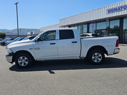 Used 2018 RAM 1500 Tradesman w/ Popular Equipment Group AWD/4WD image 2