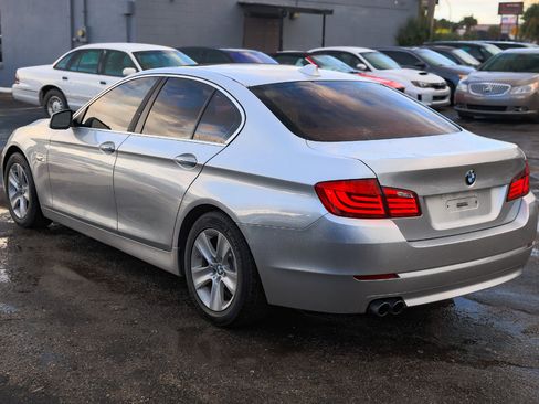 Used 2011 BMW 528i Sedan image 5