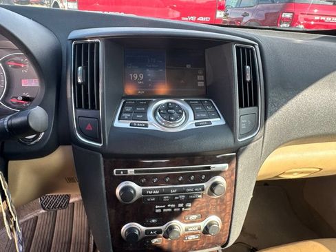 Used 2010 Nissan Maxima 3.5 SV w/ Premium Pkg FWD image 5