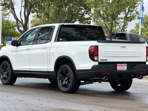 New 2026 Honda Ridgeline Black Edition image 6