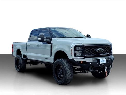 Certified 2025 Ford F250 Lariat w/ Lariat Ultimate Package image 1