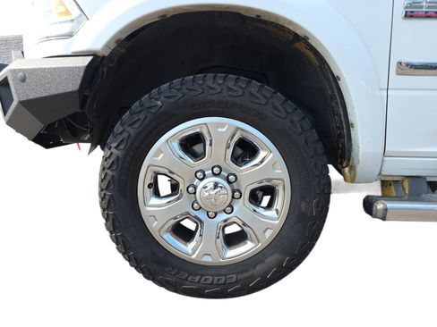 Used 2015 RAM 2500 Limited AWD/4WD image 28