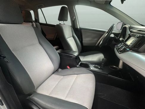Used 2014 Toyota RAV4 LE AWD/4WD image 21