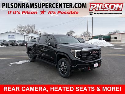 Used 2022 GMC Sierra 1500 AT4 w/ AT4 Premium Package
