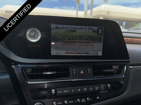 Certified 2025 Lexus ES 350 w/ Premium Package image 15
