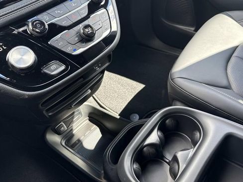 New 2026 Chrysler Pacifica Select image 15