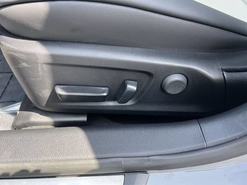 Used 2025 Lexus IS 350 F Sport w/ Navigation Package RWD image 10