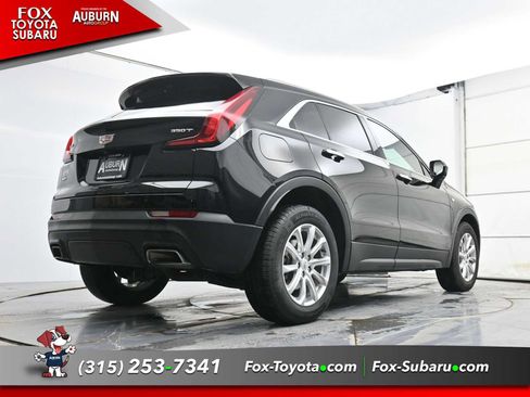 Used 2023 Cadillac XT4 Luxury w/ Cold Weather Package image 17