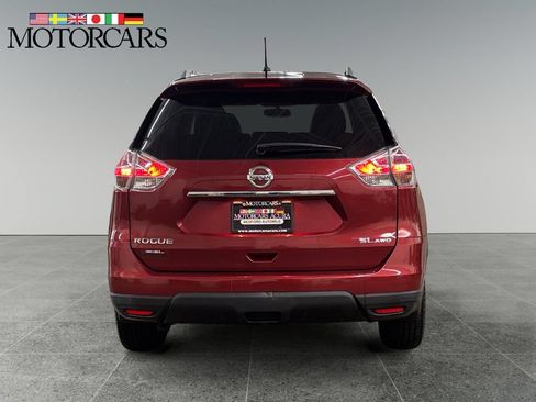 Used 2016 Nissan Rogue AWD image 4