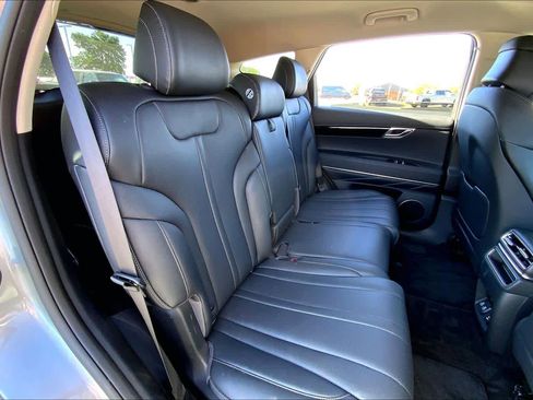 Used 2025 Genesis GV80 2.5T Standard AWD/4WD image 20