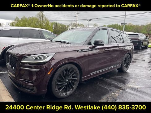 Used 2023 Lincoln Aviator Reserve w/ Equipment Group 201A image 2