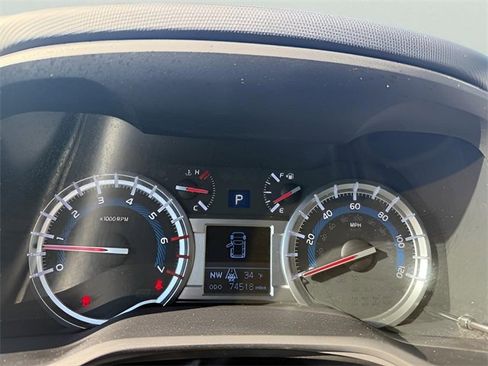 Used 2018 Toyota 4Runner SR5 Premium image 14