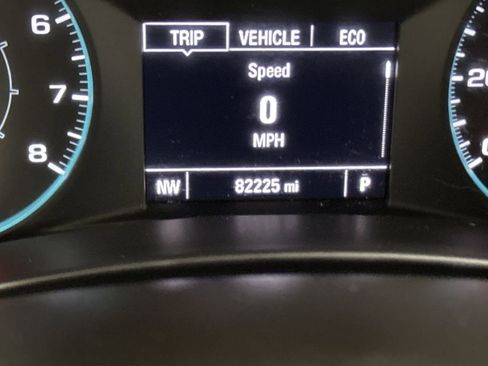 Used 2022 Chevrolet Equinox LS FWD image 13