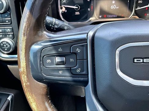 Used 2020 GMC Sierra 2500 Denali w/ Denali Ultimate Package AWD/4WD image 18