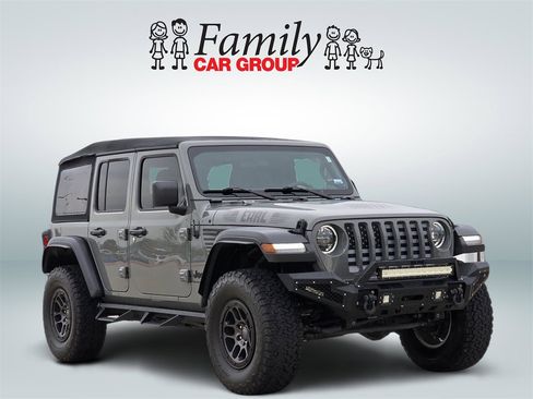 Used 2023 Jeep Wrangler Unlimited Sport image 2