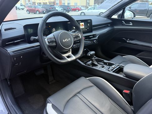 Used 2025 Kia K5 GT-Line w/ GT-Line Premium Package image 11