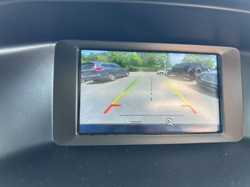 Used 2018 Ford Focus SE FWD image 15